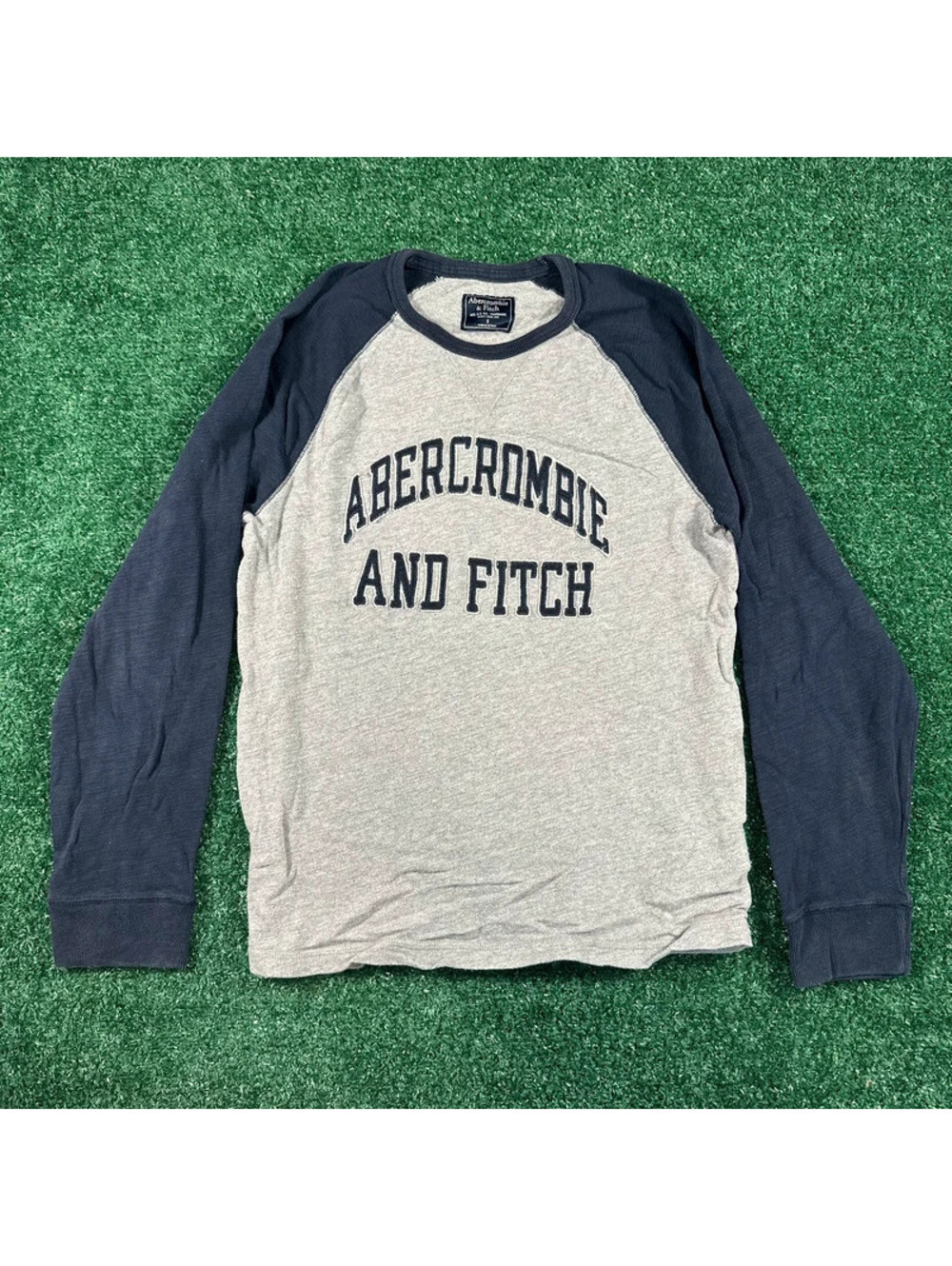 Y2K Abercrombie & fitch spell out long sleeve shirt size small